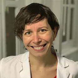 Dr. Ana García
